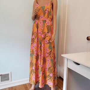 NWT GIBSON + LATIMER Beautiful Floral maxi dress.